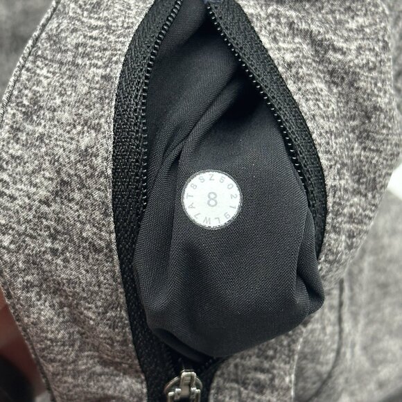 Lululemon Tracker Short V 4" Inseam Size 8 Heather Lux Gray Gym Running Shorts - Picture 11 of 11